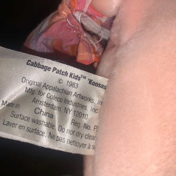 VINTAGE 1983 CABBAGE PATCH KIDS KOOSAS DOG STUFFED ANIMAL PLUSH TOY PLAID DRESS - Picture 5 of 5